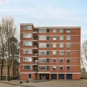 a multi storey brick building 2022 04 05 04 19 33 utc.jpg